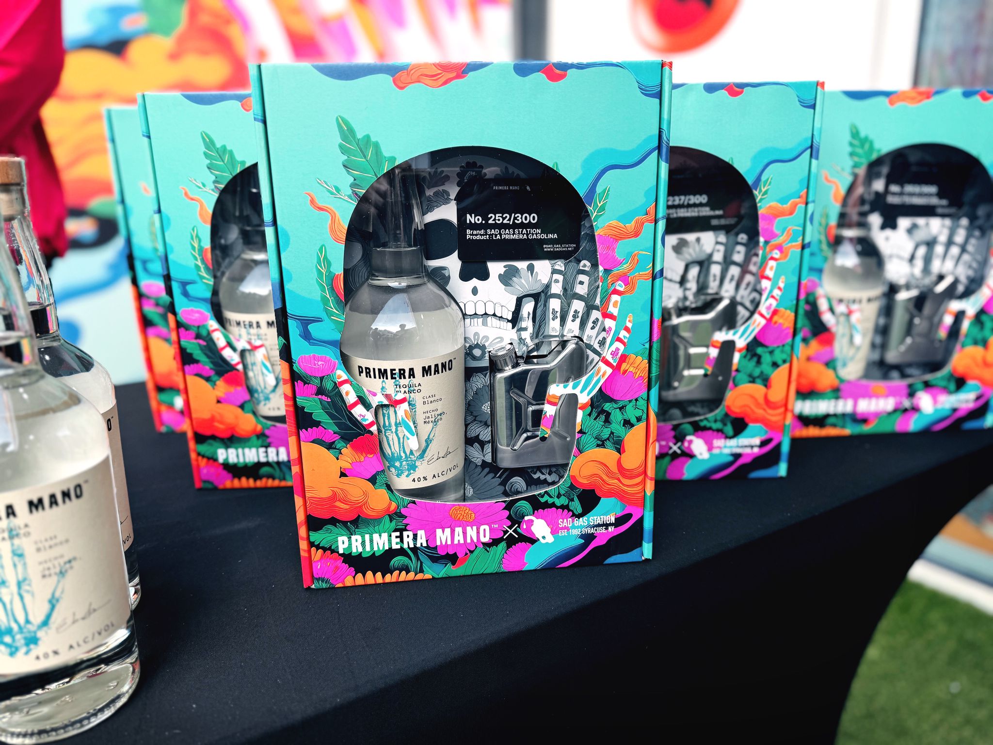 Primera Mano × Sad Gas Station — La Primera Gasolina limited edition gift box, number 252 of 300